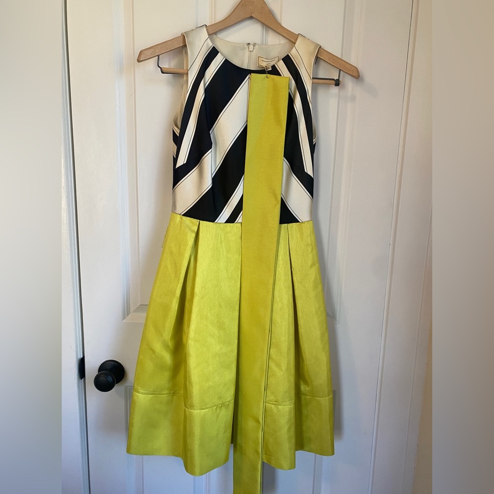 Anthropologie Moulinette Soeurs Miel fit and flare dress.